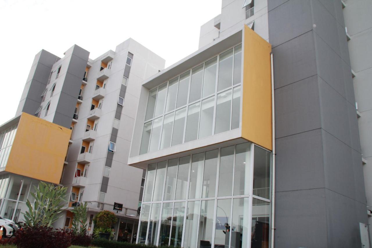 Nature Inn Aeropolis Ar3 タンゲラン エクステリア 写真